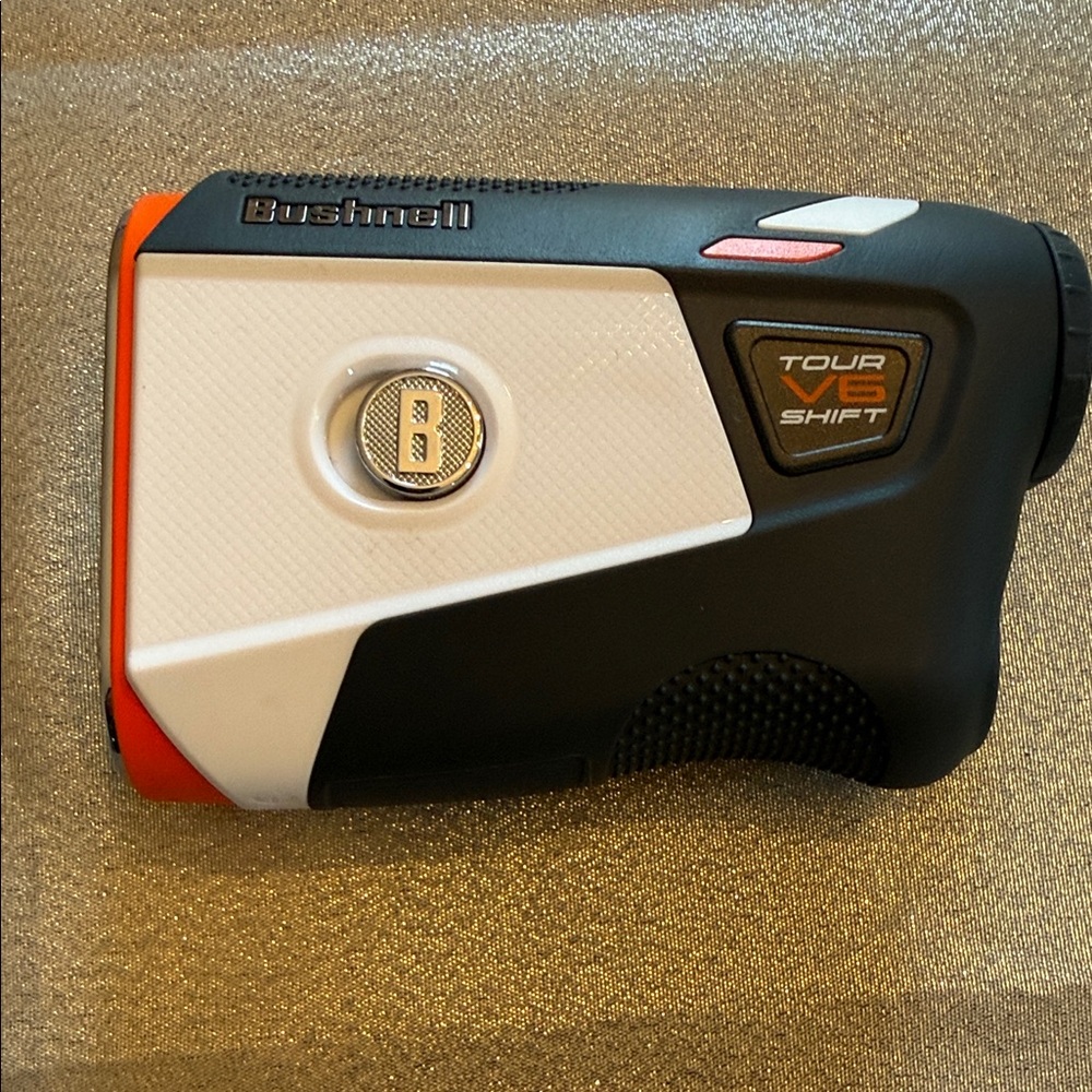 Bushnell Black and White Tour V6 Shift Rangefinder
